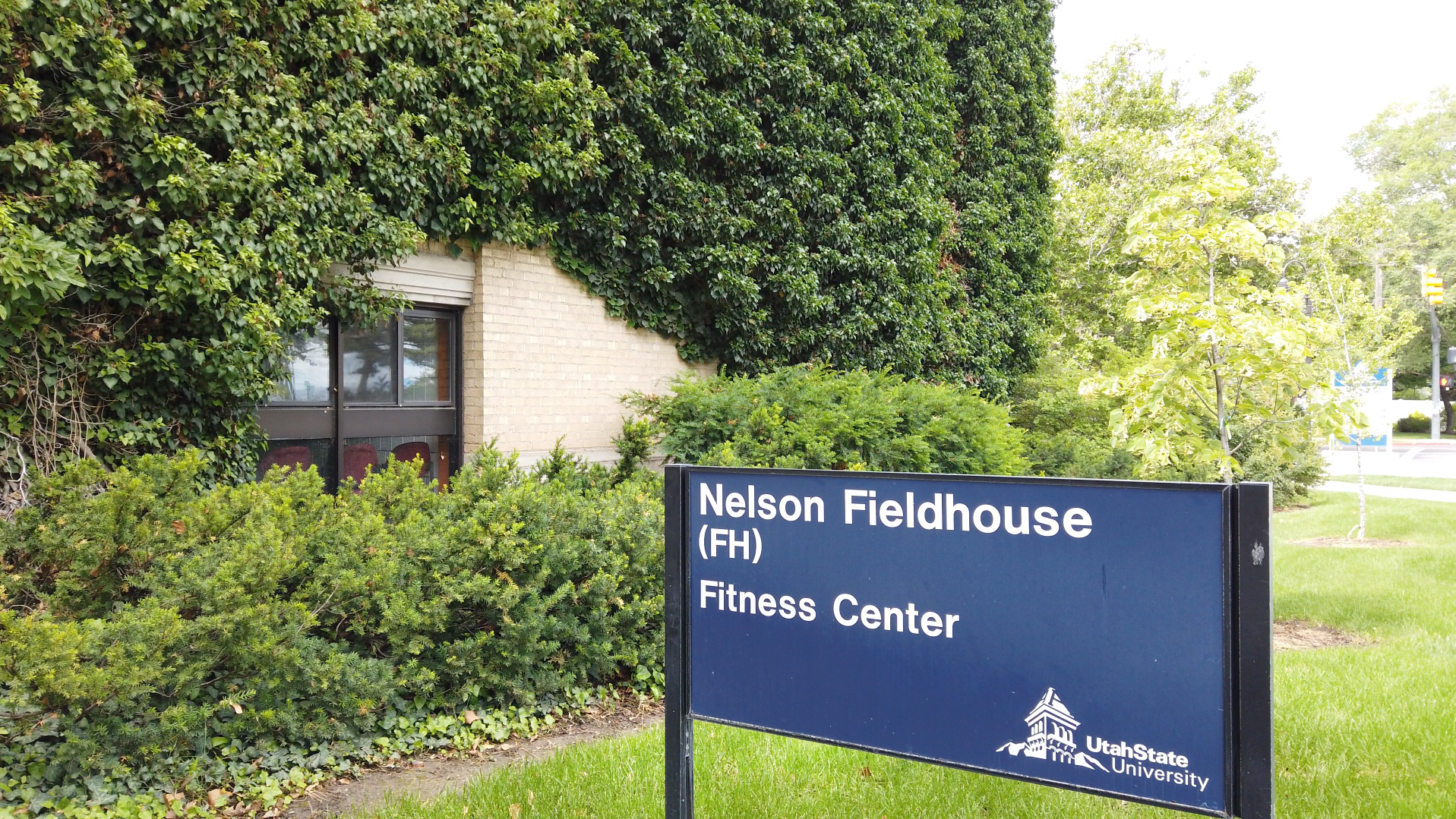 field house sign