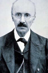 Older Schliemann (click to see larger image)
